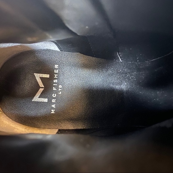 Marc Fisher Yandi Western Black Suede Bootie 7M - Picture 9 of 13